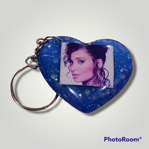 Kehlani Blue Glitter Heart Keychain - Picture 6 of 13